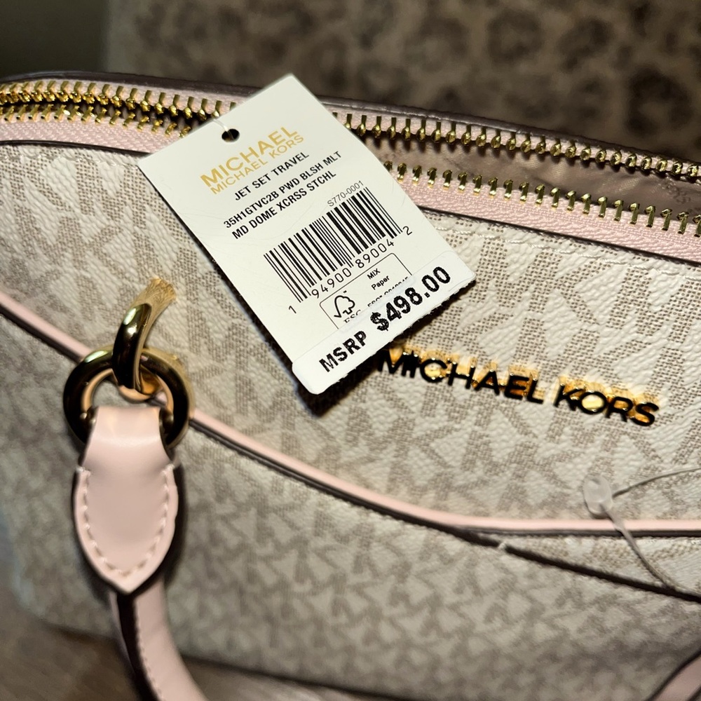 Brand New Jet set md Dome w/tags still on it